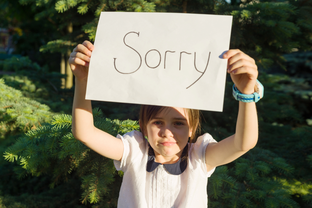 Dạy trẻ kỹ năng biết xin lỗi