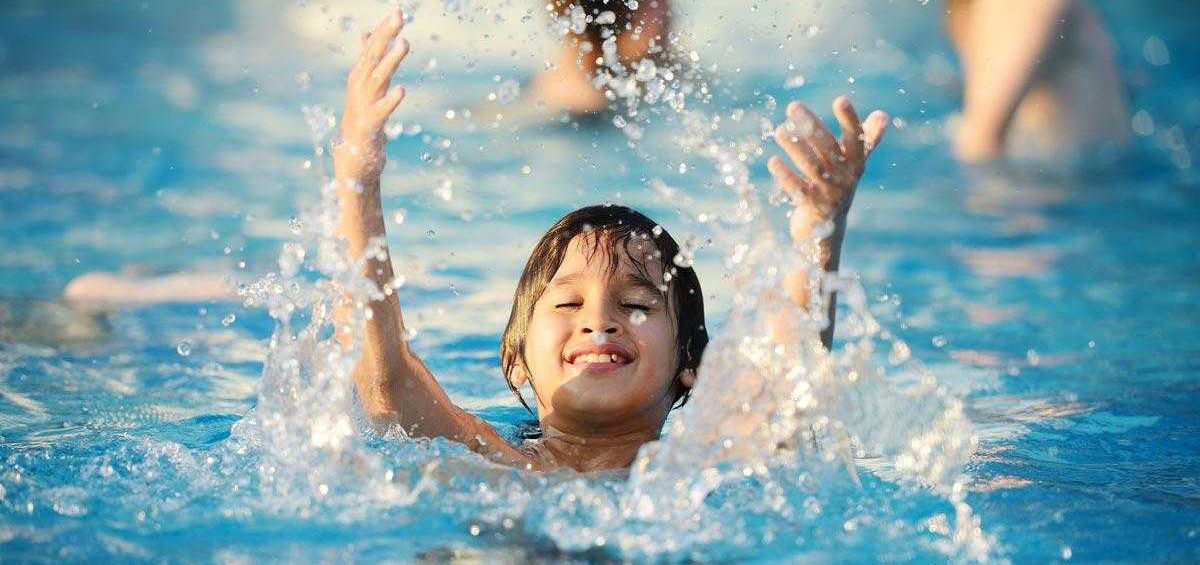 Dạy trẻ học bơi nhanh, không sợ nước