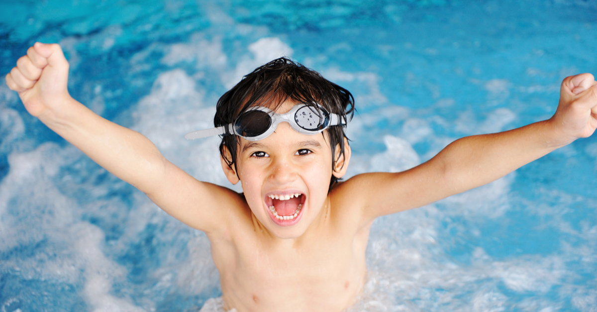 Kinh nghiệm khi đăng ký học bơi cho bé mà bố mẹ cần biết