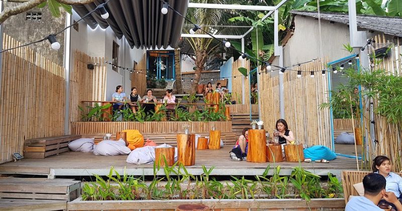 Top 10 quán cafe học tập đẹp tại phường Cửa Nam 7 Aroi Dessert Cafe