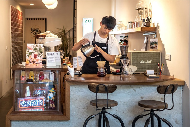 Sóng Sánh Café & Roastery