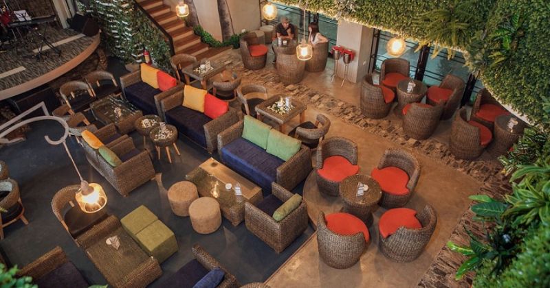Top 8 quán cafe giường nằm tại Hà Nội để trú nóng 5 Trixie Cafe & Lounge