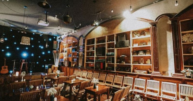 Top 12 quán cafe Acoustic nghe nhạc sống cực chất 3 Tượng Cafe Acoustic