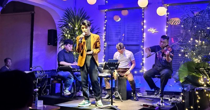 Top 12 quán cafe Acoustic nghe nhạc sống cực chất 2 Vừng Ơi Mở Ra