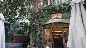 xofa cafe bistro quan ca phe ha noi
